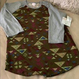 LuLaRoe Randy baseball tee.nwt